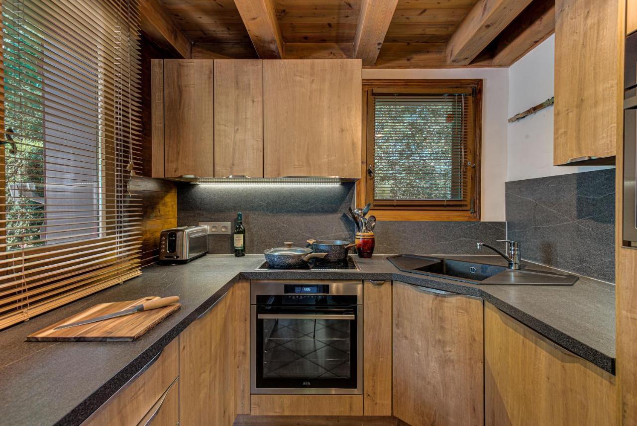 Chalet Blackbushe - Traditional Chalet - Alpes Travel - Sleeps 4-6 Les Houches Esterno foto